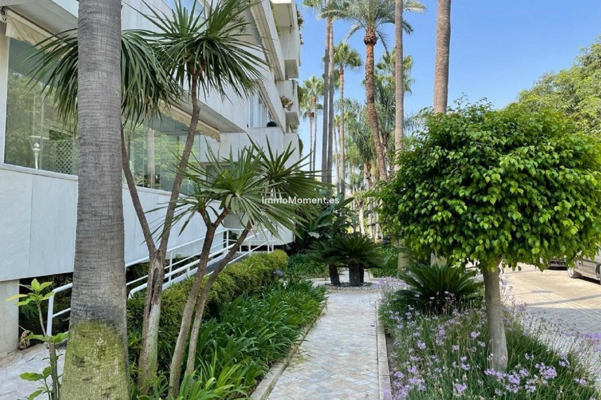 Resale - Apartment - Marbella - Puerto Banús