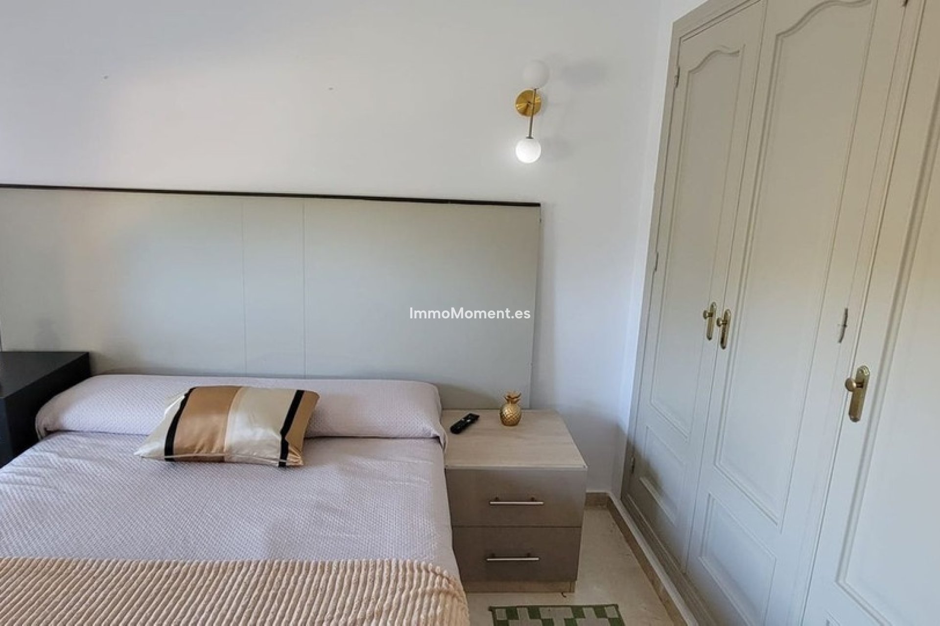 Resale - Apartment - Marbella - Puerto Banús