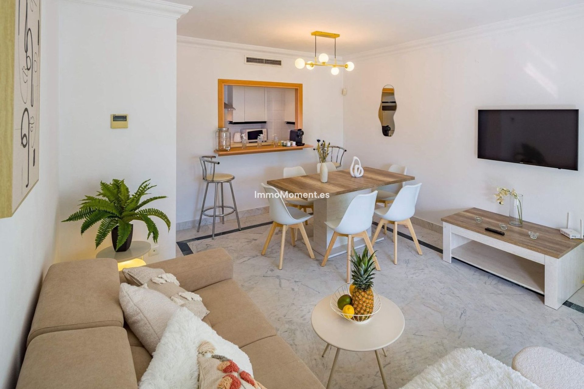 Resale - Apartment - Marbella - Puerto Banús