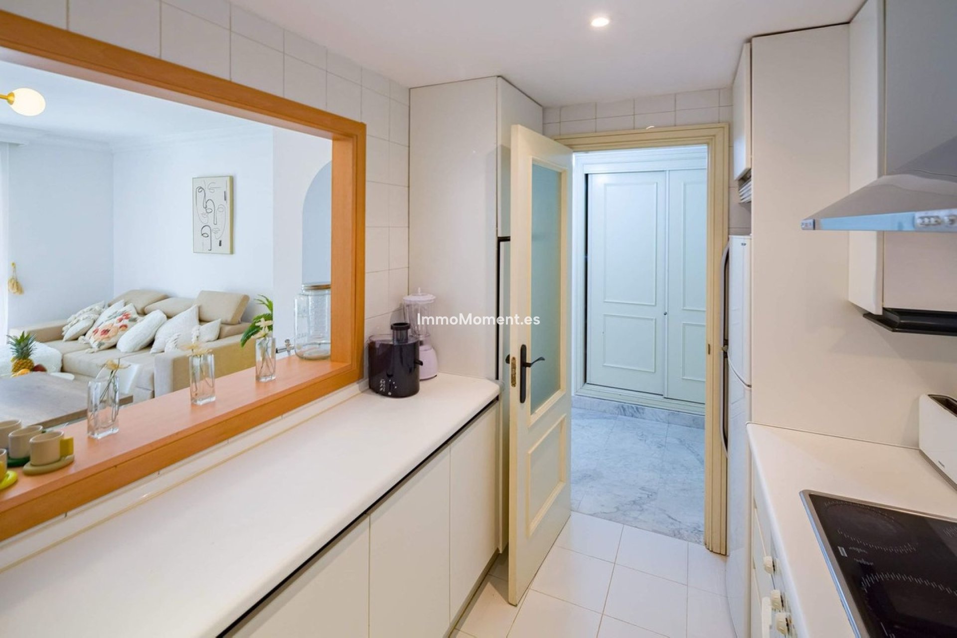 Resale - Apartment - Marbella - Puerto Banús