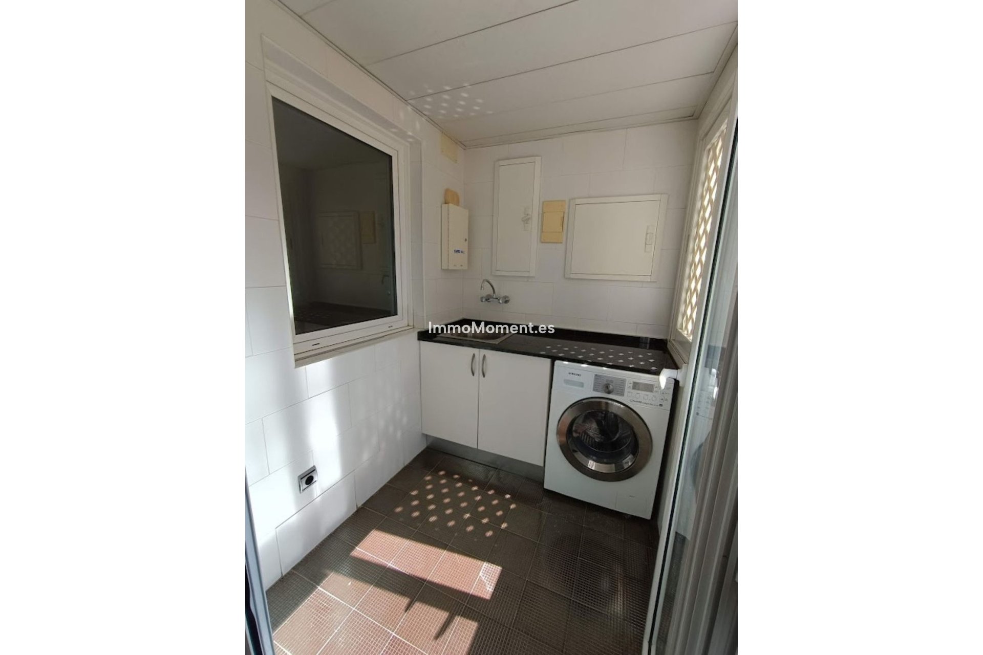 Resale - Apartment - Marbella - Puerto Banús