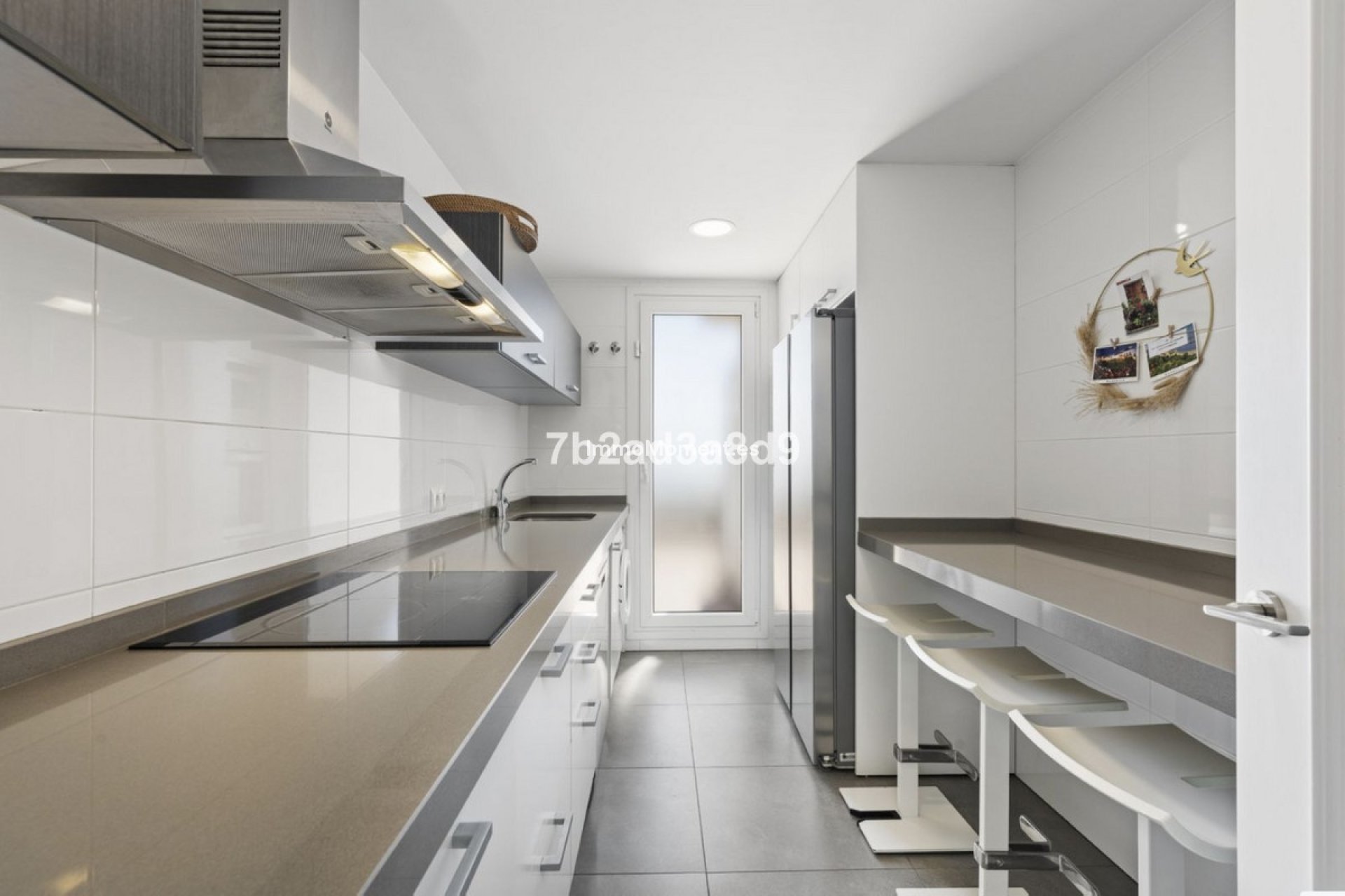 Resale - Apartment - Marbella - Puerto Banús