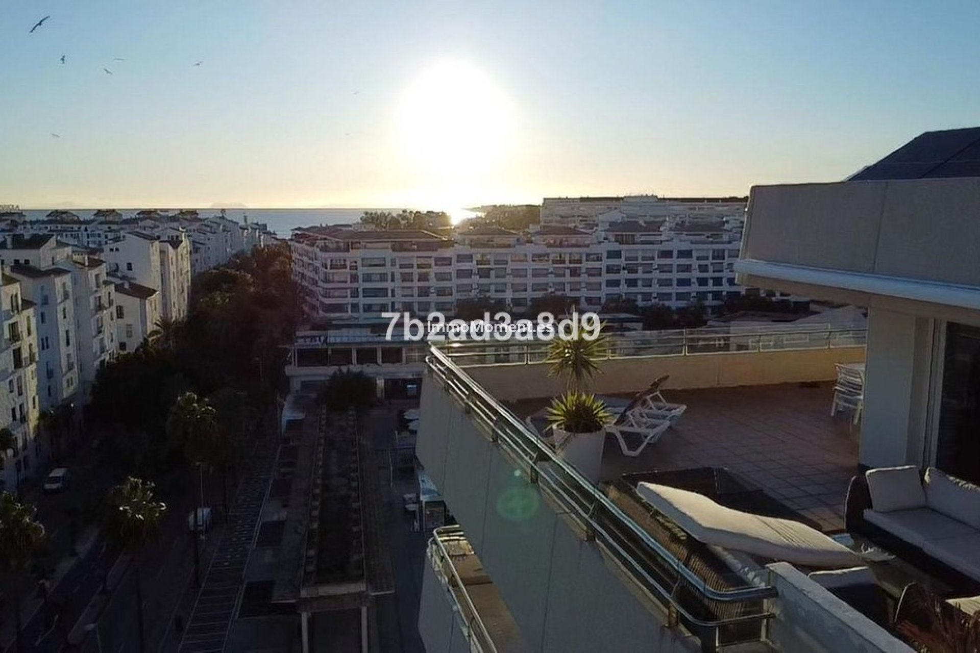 Resale - Apartment - Marbella - Puerto Banús