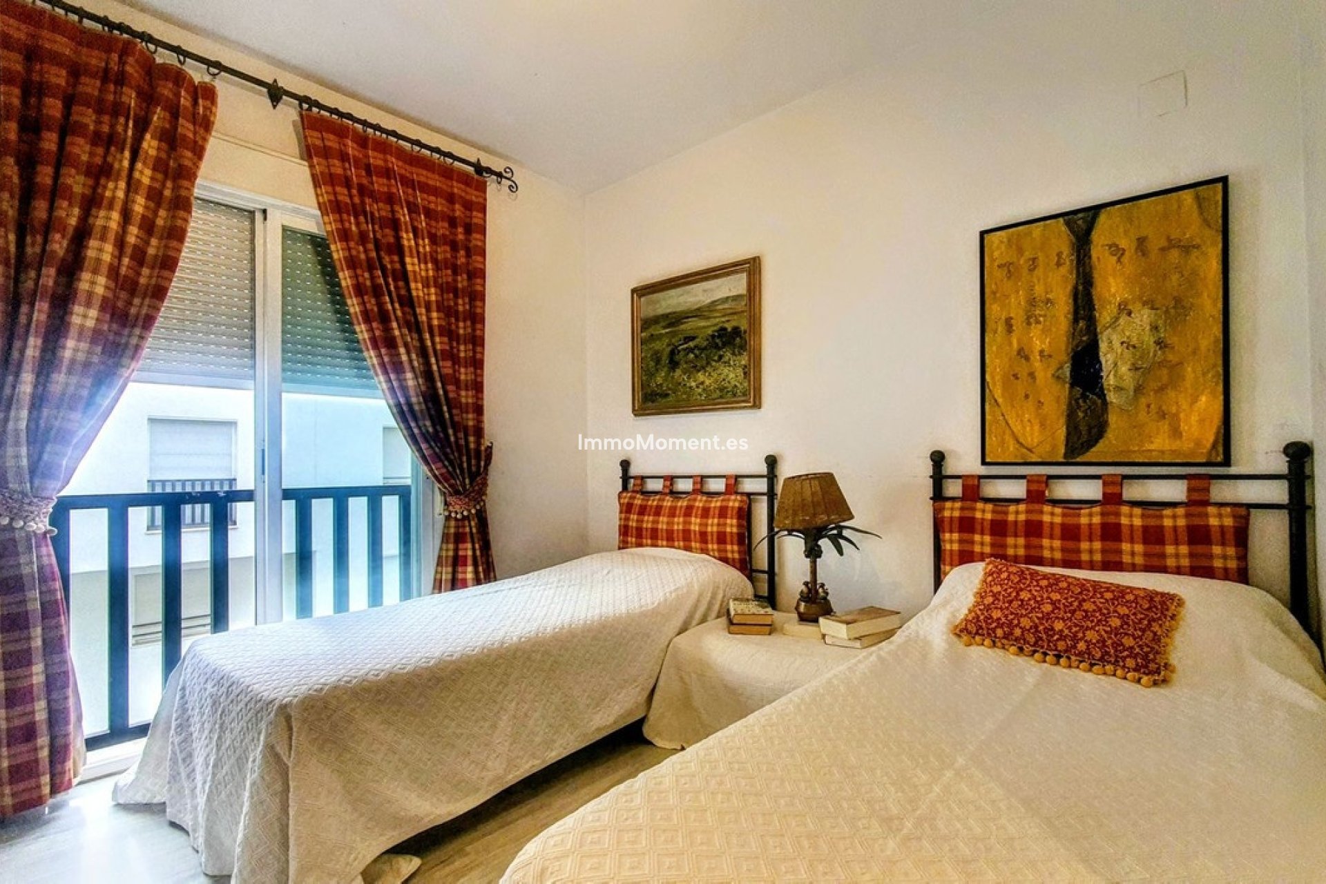 Resale - Apartment - Marbella - Puerto Banús