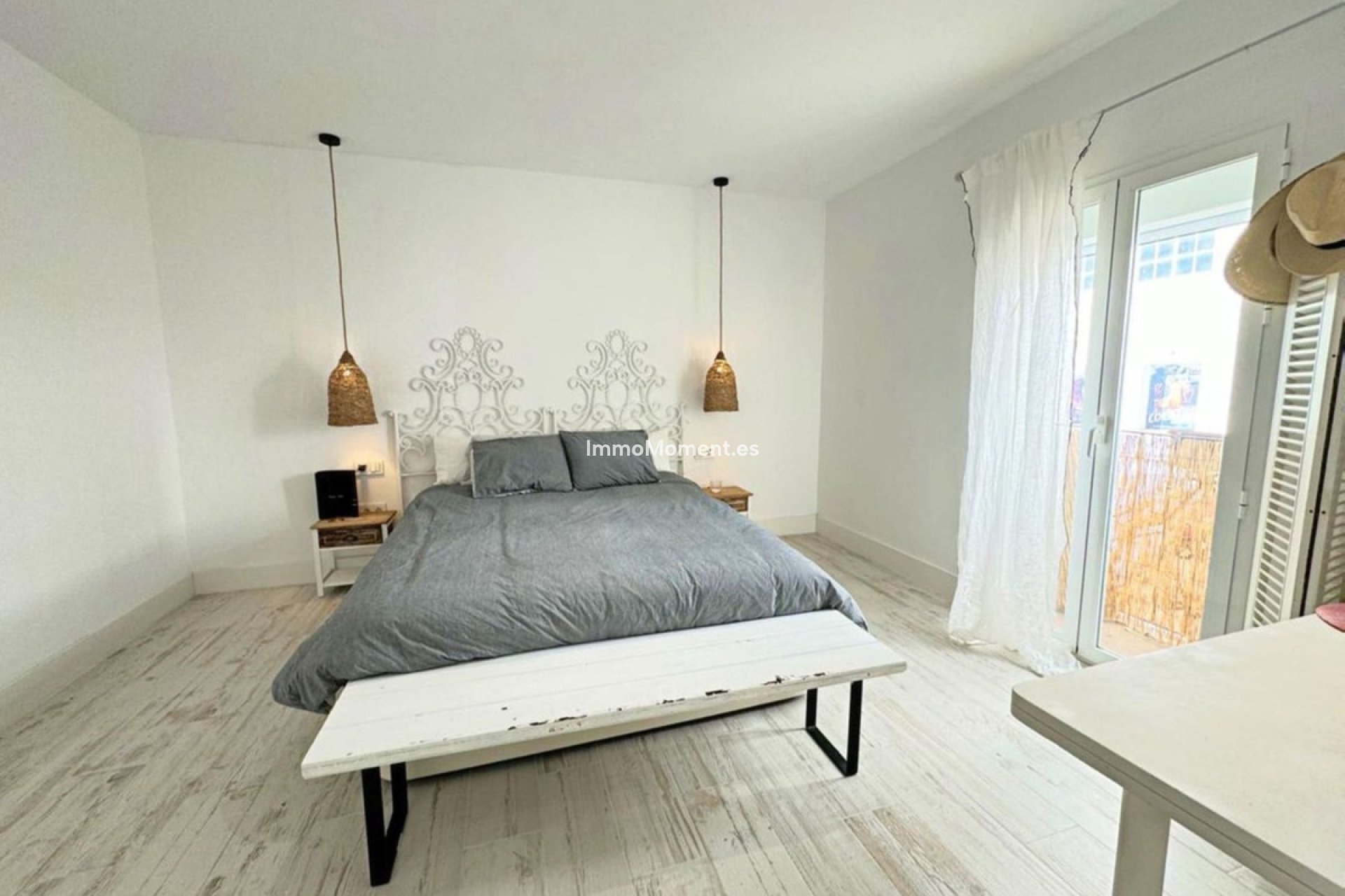 Resale - Apartment - Marbella - Puerto Banús