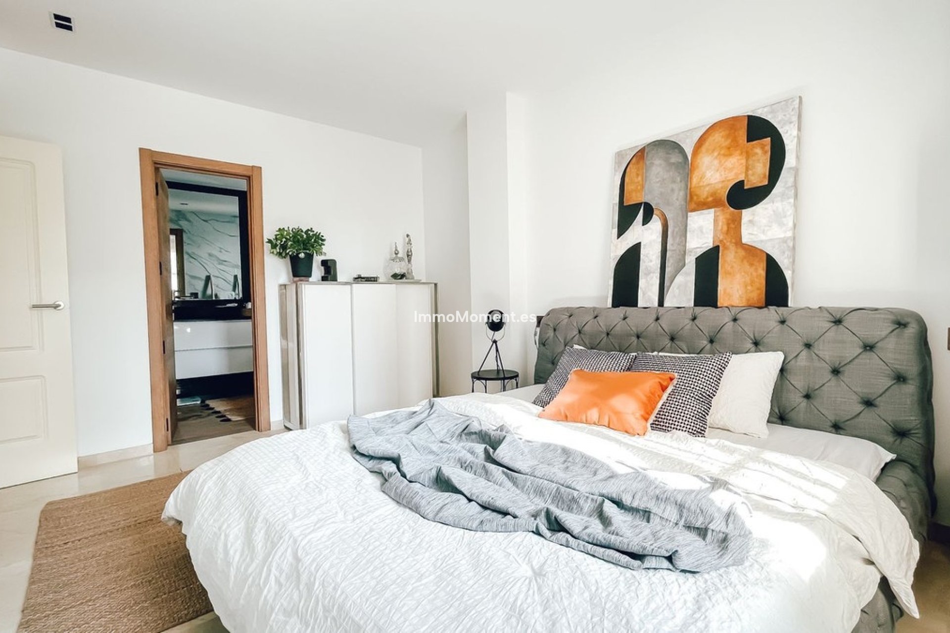 Resale - Apartment - Marbella - Puerto Banús