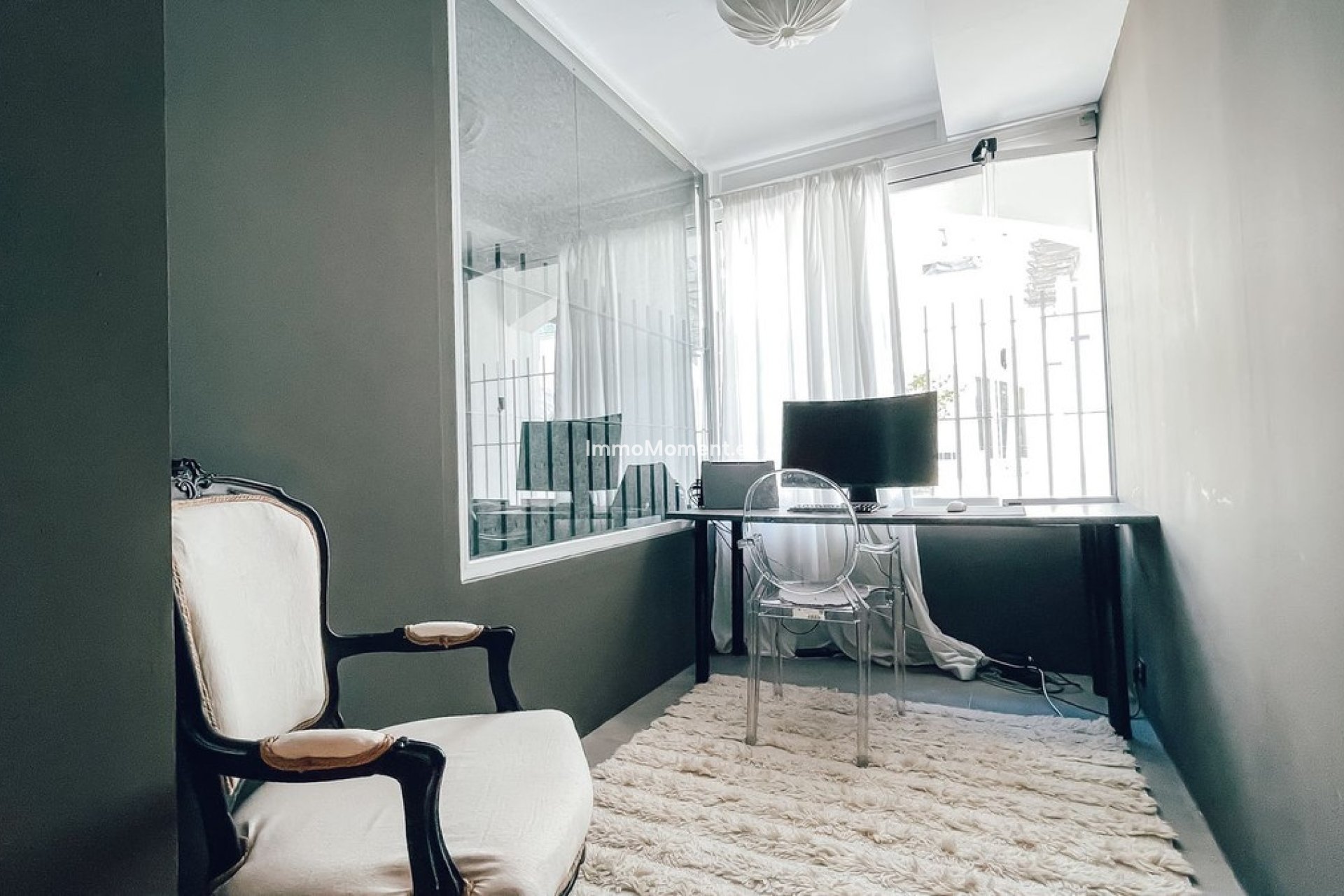 Resale - Apartment - Marbella - Puerto Banús