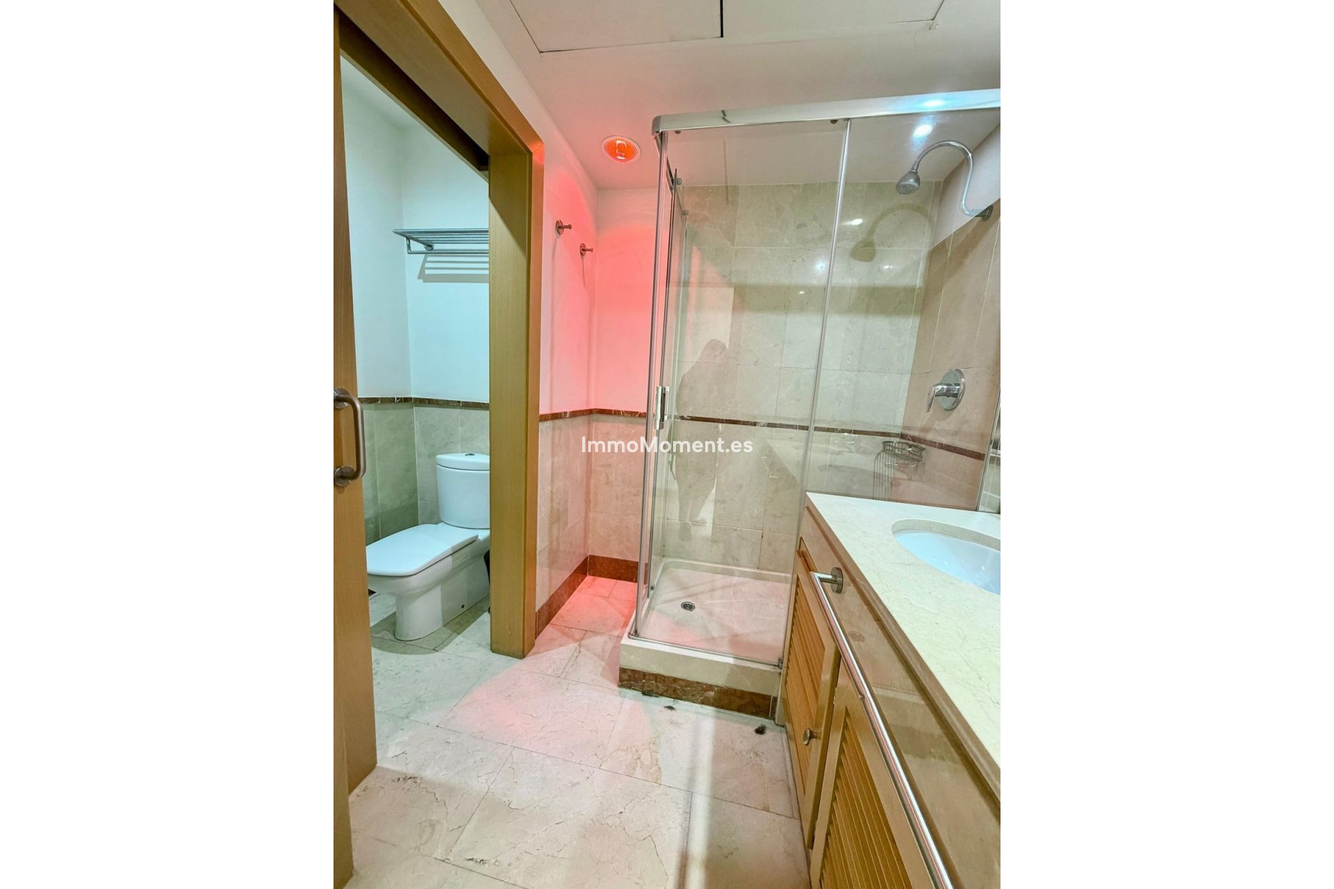 Resale - Apartment - Marbella - Puerto Banús