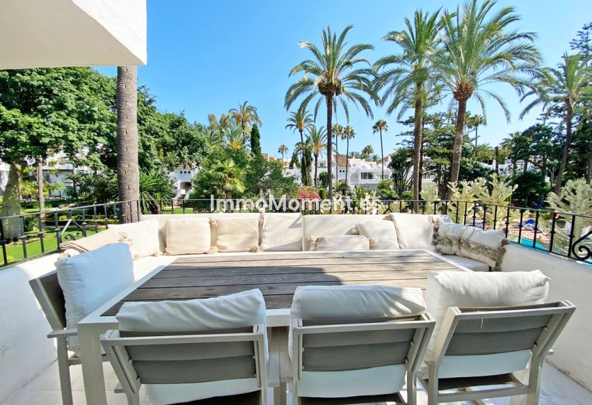 Resale - Apartment - Marbella - Puerto Banús