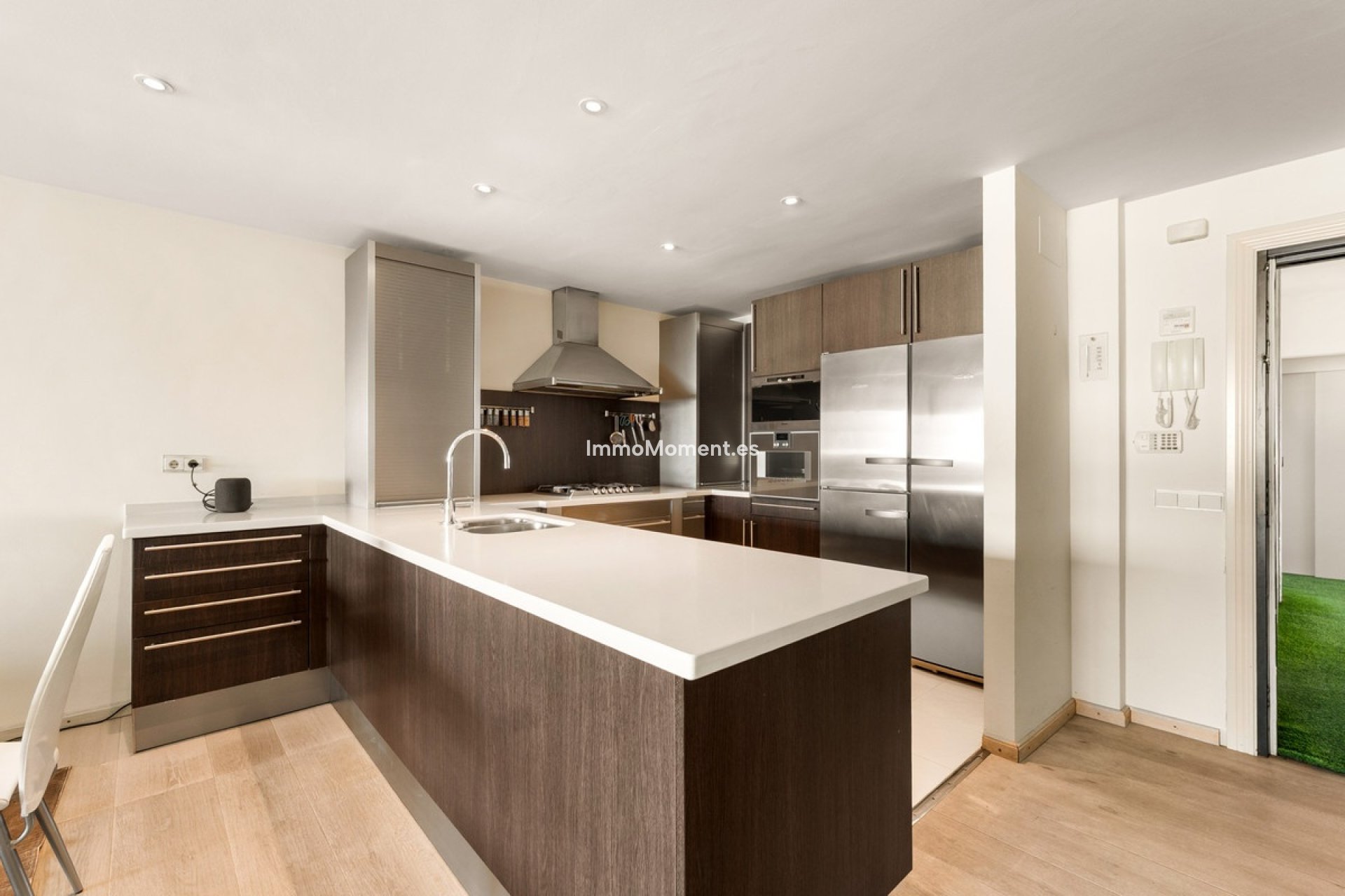 Resale - Apartment - Marbella - Puerto Banús