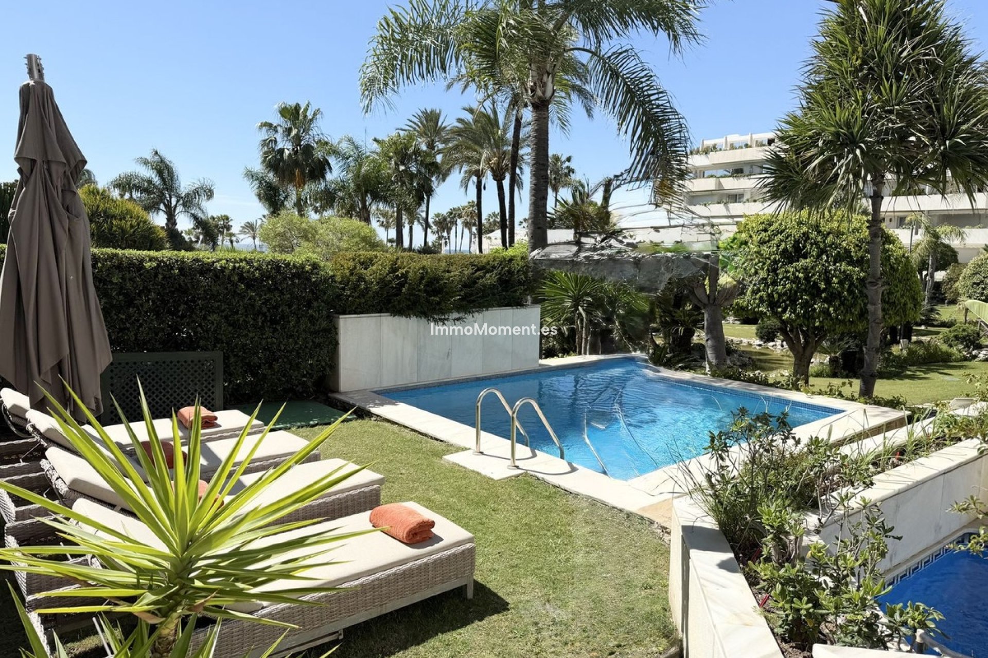 Resale - Apartment - Marbella - Puerto Banús