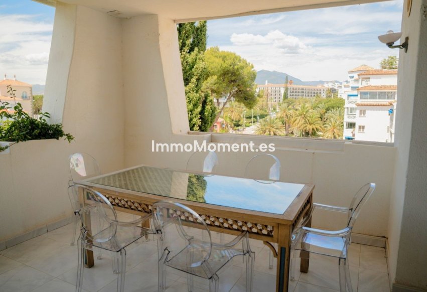 Resale - Apartment - Marbella - Puerto Banús
