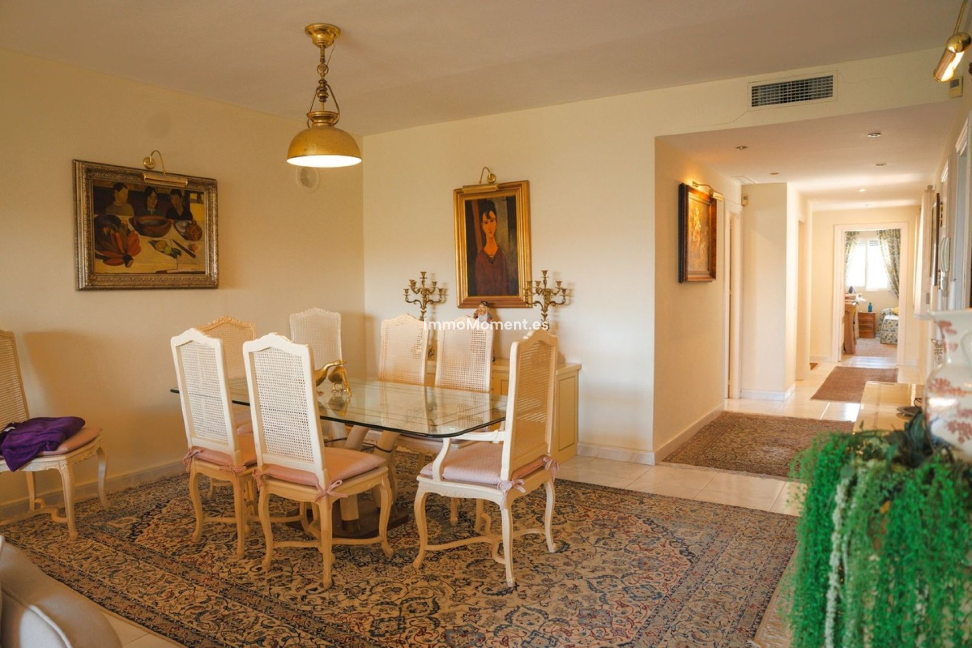Resale - Apartment - Marbella - Puerto Banús