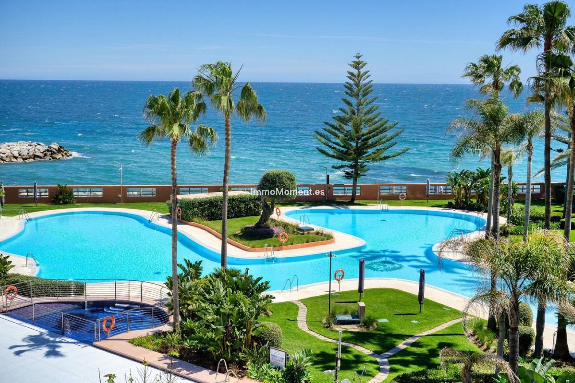 Resale - Apartment - Marbella - Puerto Banús