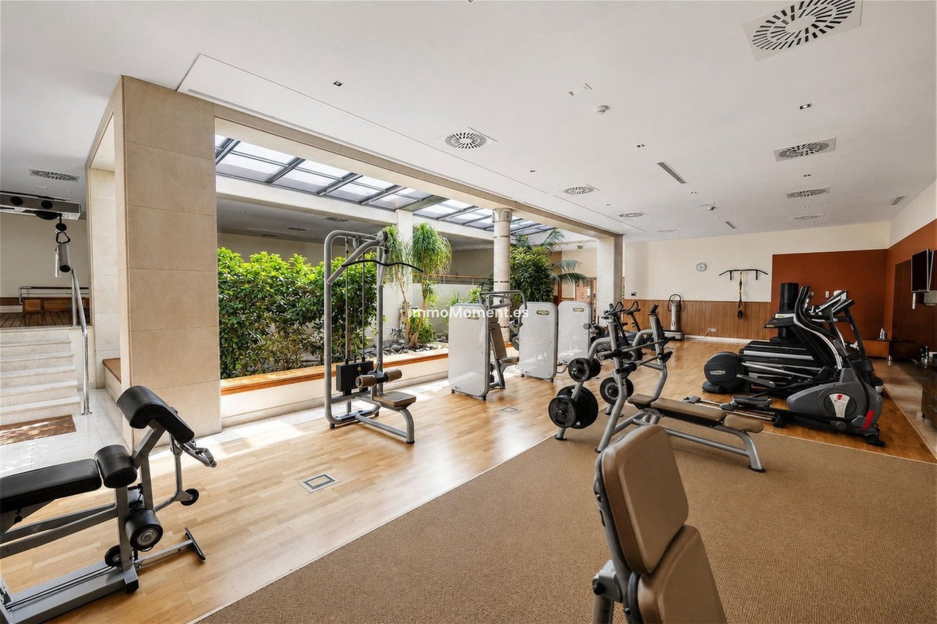 Resale - Apartment - Marbella - Puerto Banús