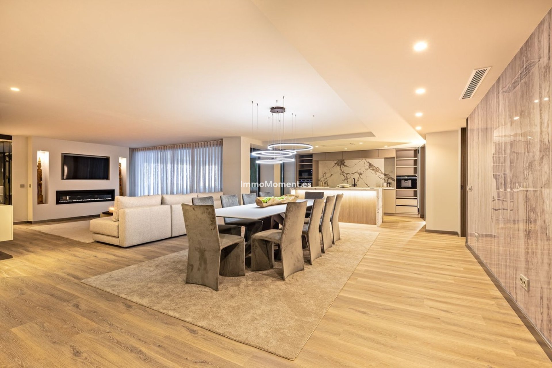 Resale - Apartment - Marbella - Puerto Banús