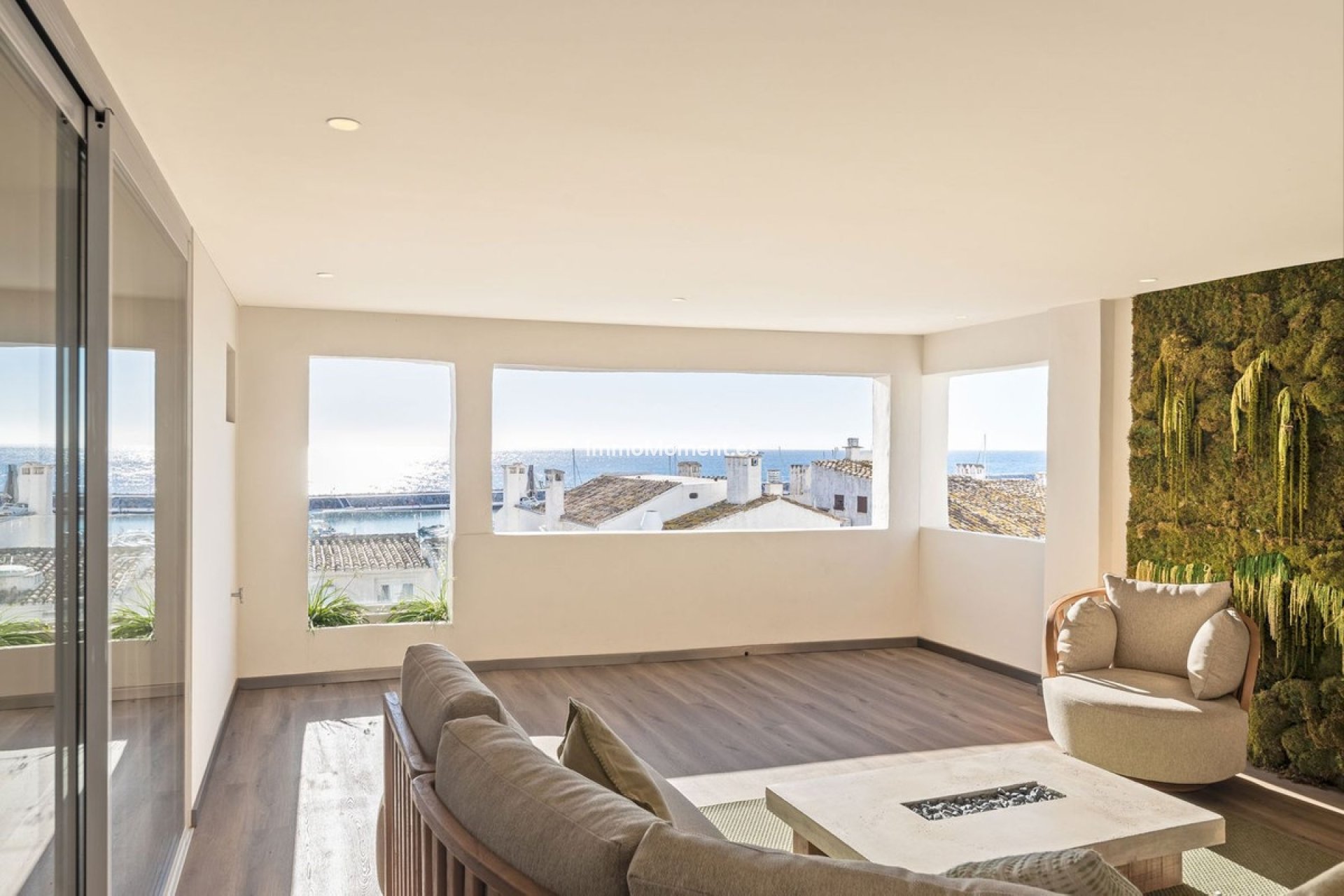 Resale - Apartment - Marbella - Puerto Banús