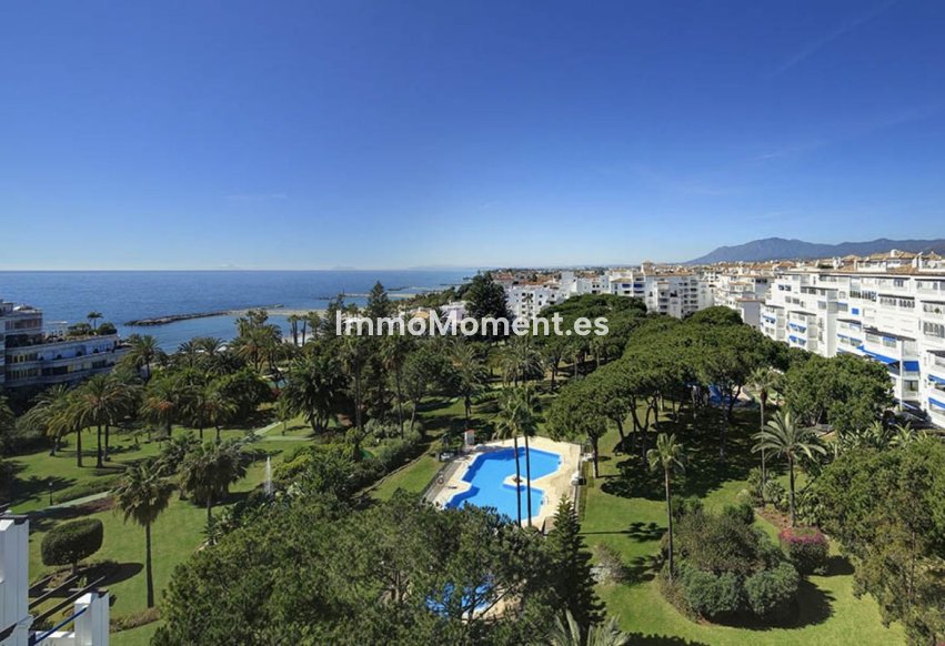 Resale - Apartment - Marbella - Puerto Banús