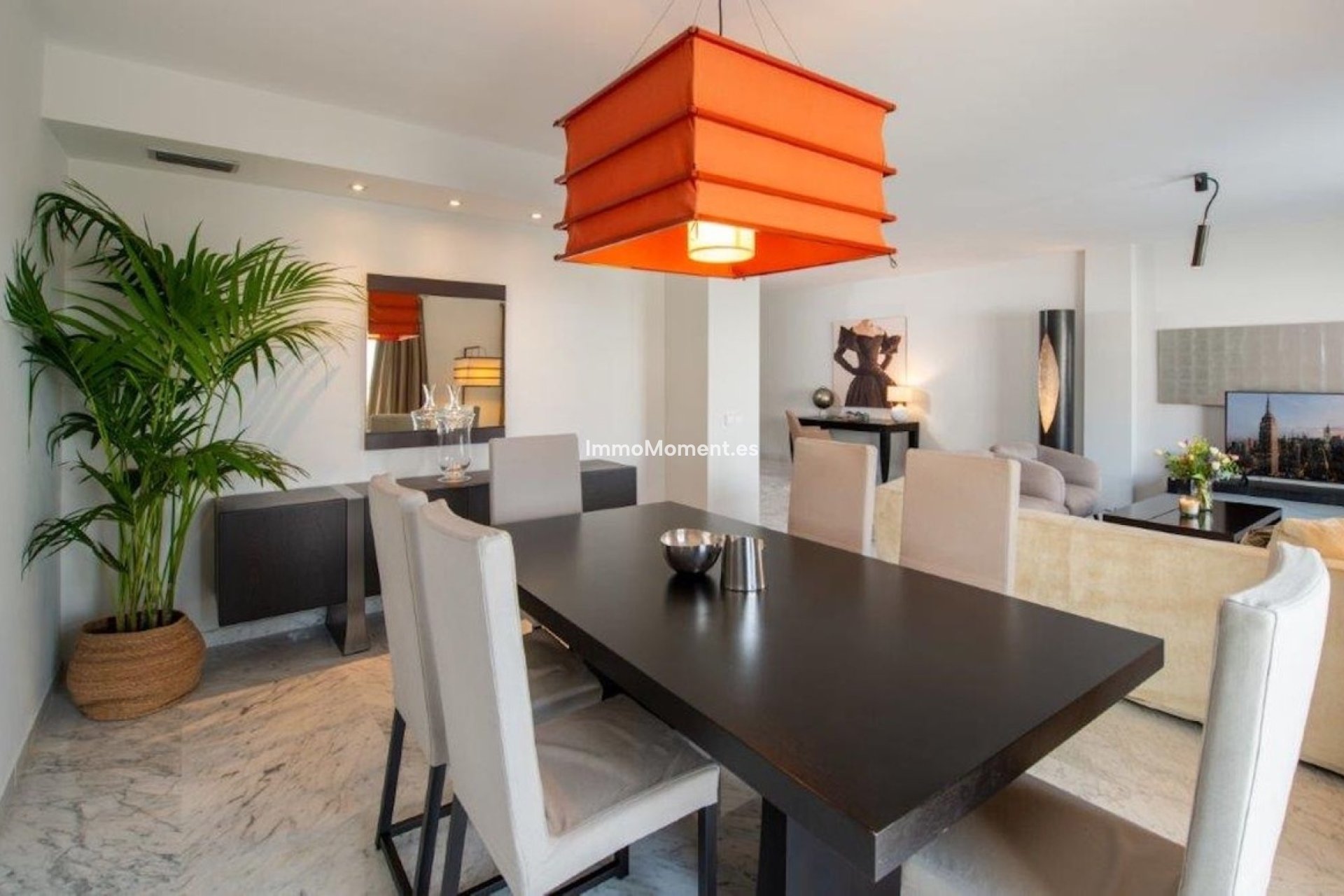 Resale - Apartment - Marbella - Puerto Banús