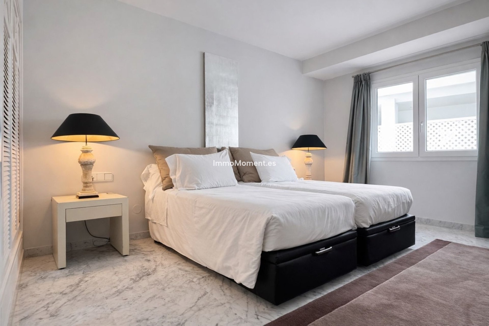 Resale - Apartment - Marbella - Puerto Banús