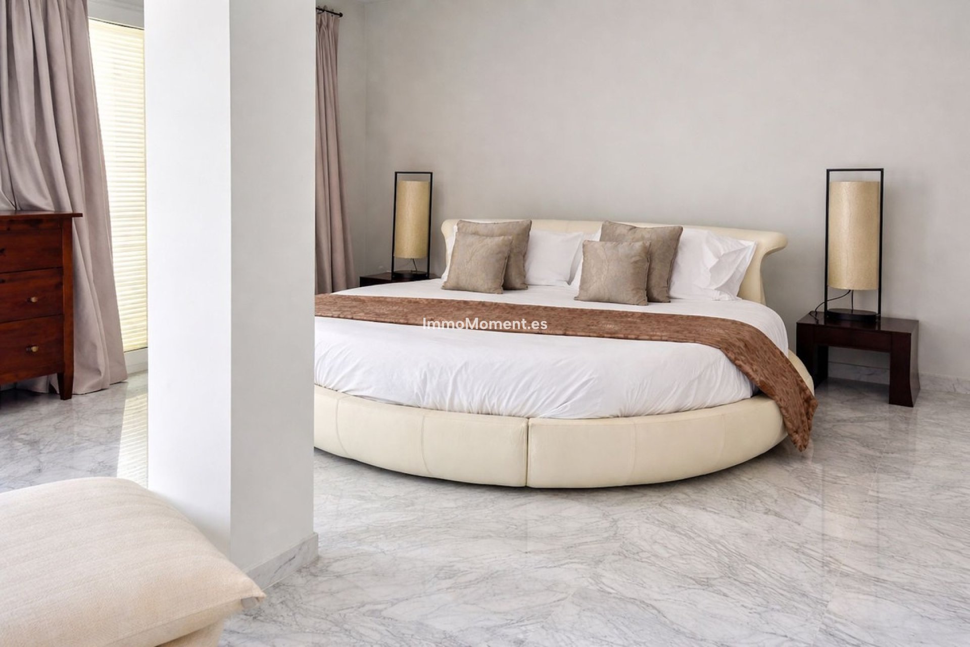 Resale - Apartment - Marbella - Puerto Banús