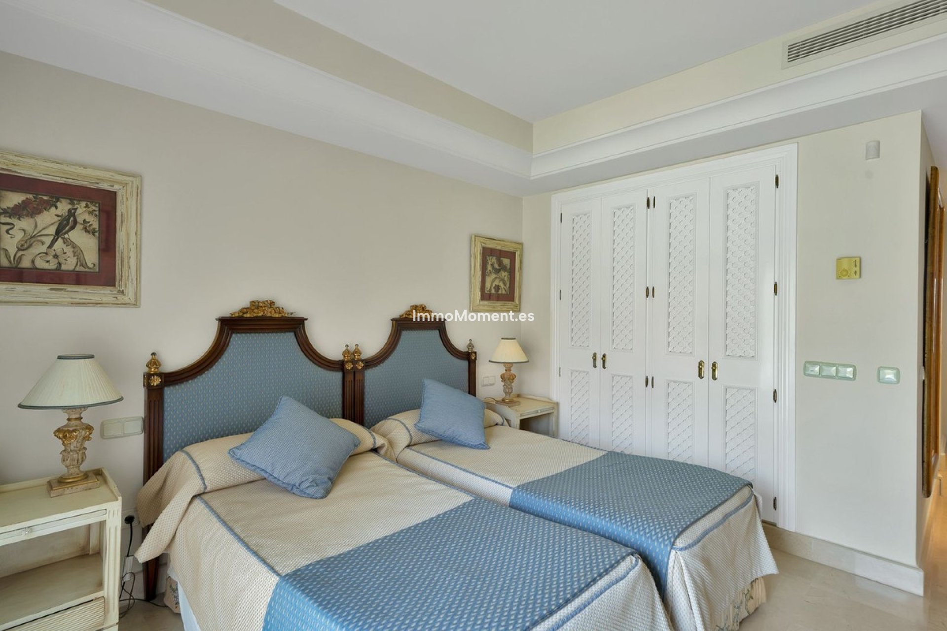 Resale - Apartment - Marbella - Puerto Banús