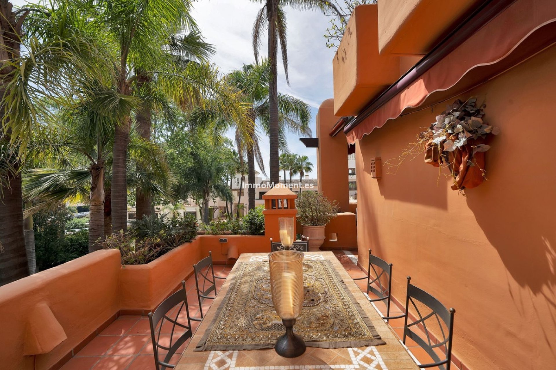 Resale - Apartment - Marbella - Puerto Banús