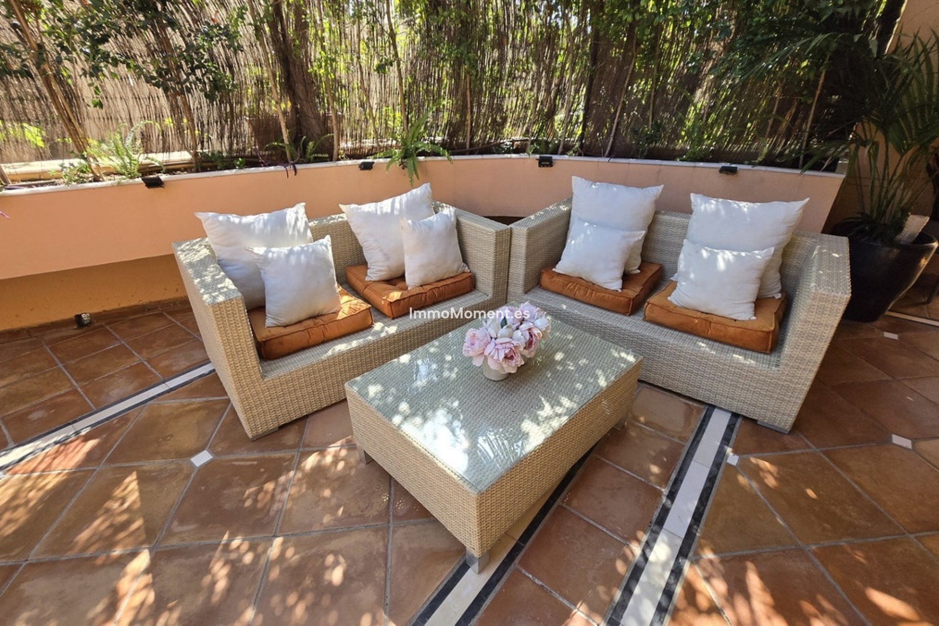 Resale - Apartment - Marbella - Puerto Banús