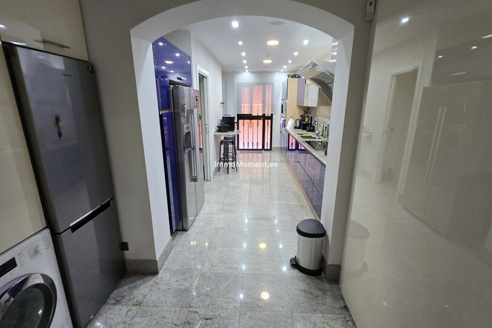 Resale - Apartment - Marbella - Puerto Banús