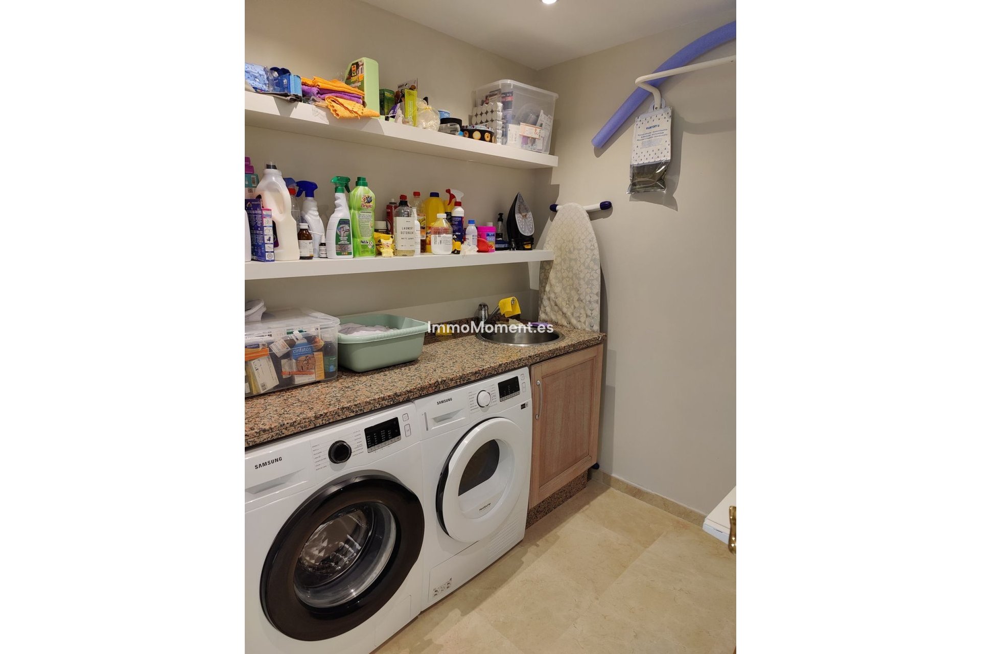Resale - Apartment - Marbella - Puerto Banús
