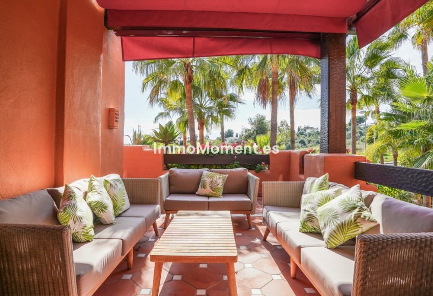 Resale - Apartment - Marbella - Puerto Banús