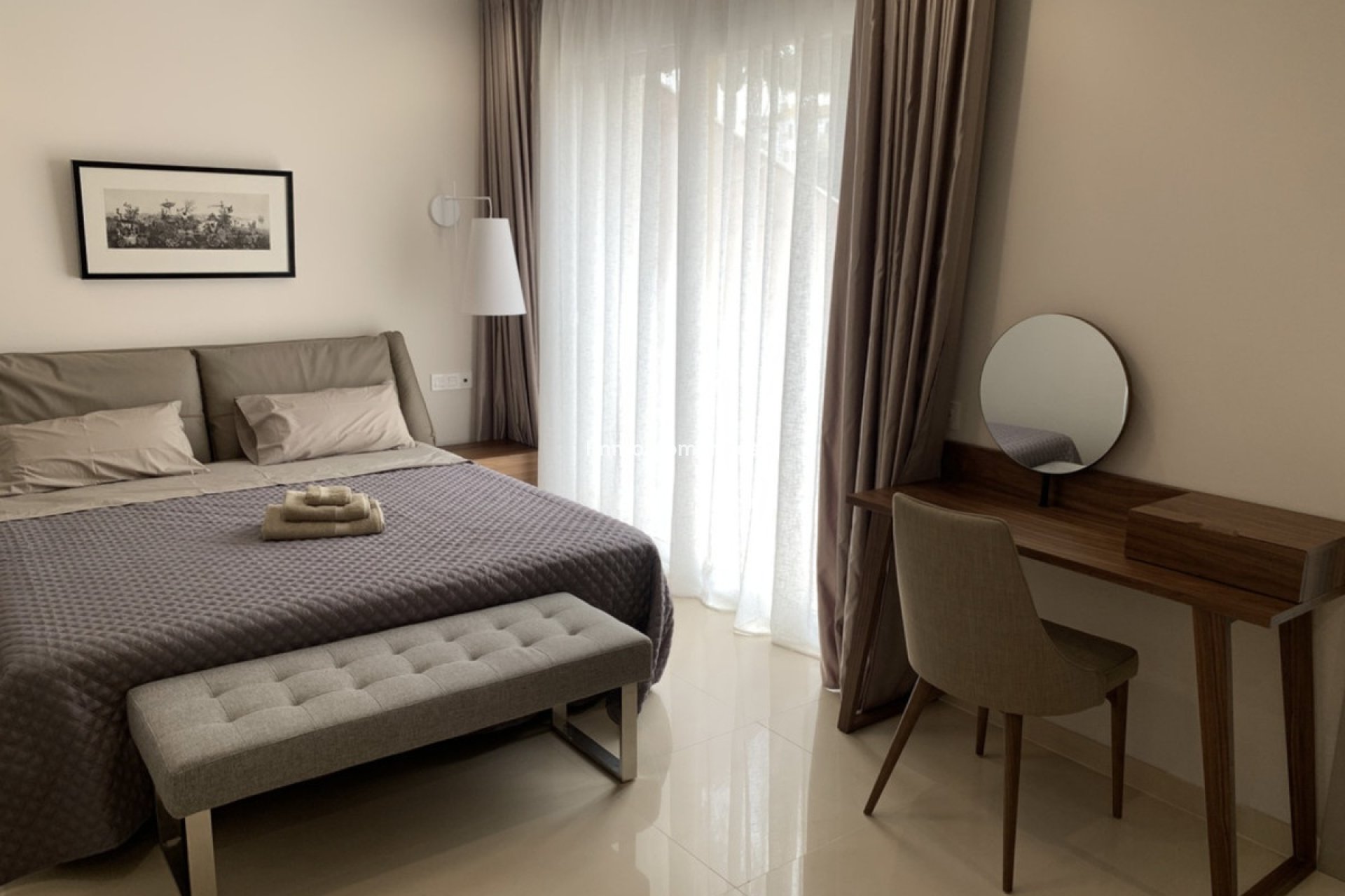 Resale - Apartment - Marbella - Puerto Banús