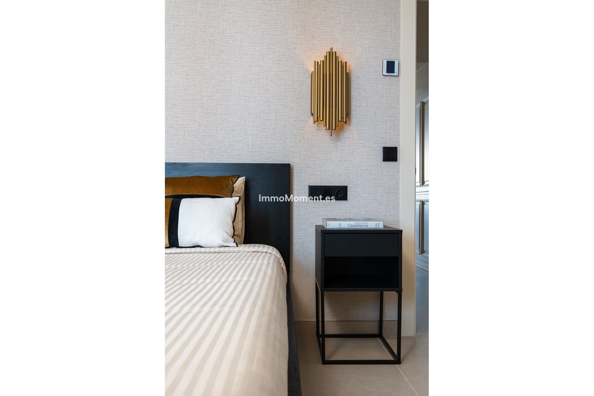 Resale - Apartment - Marbella - Puerto Banús