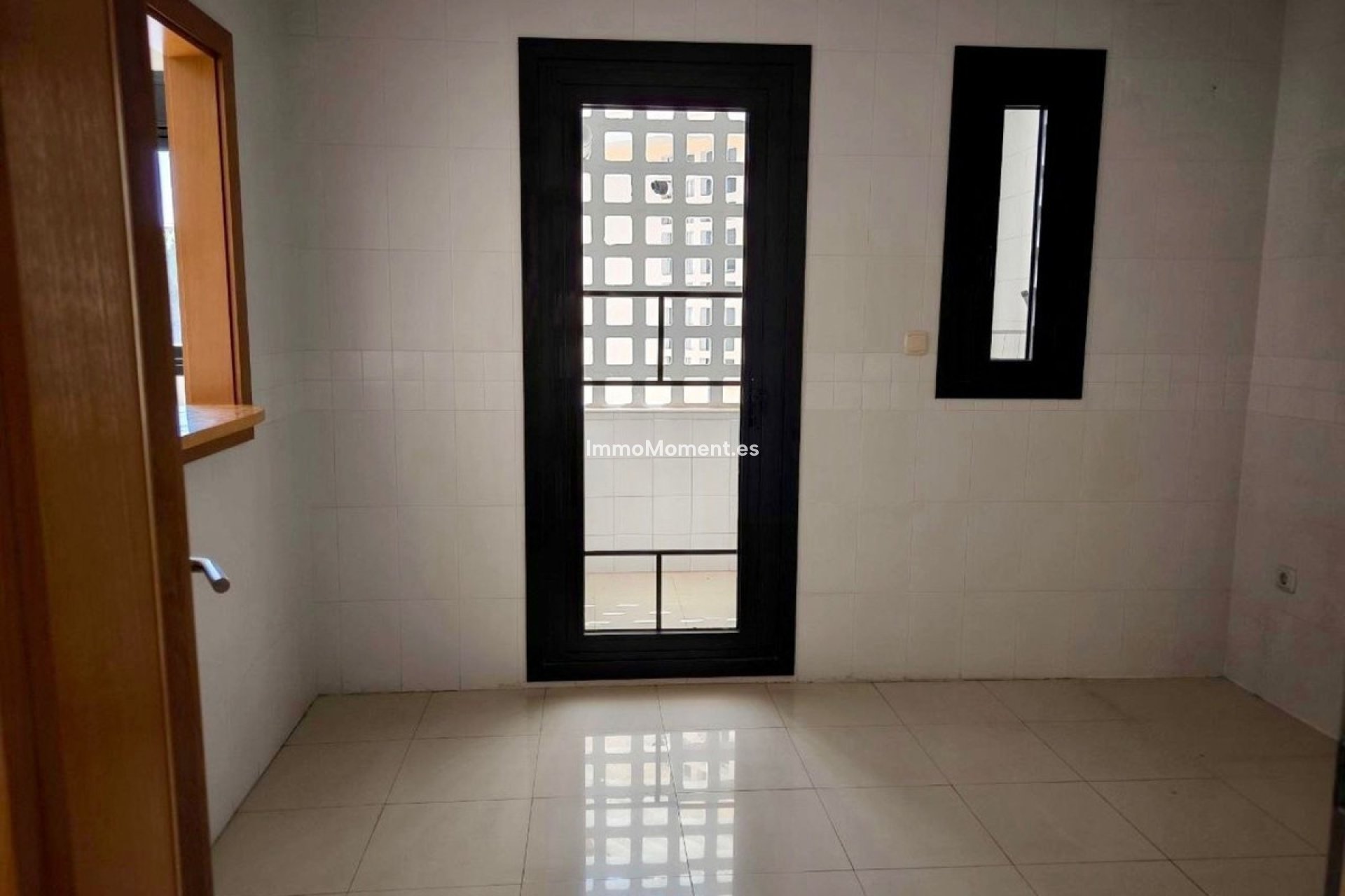 Resale - Apartment - Marbella - Puerto Banús