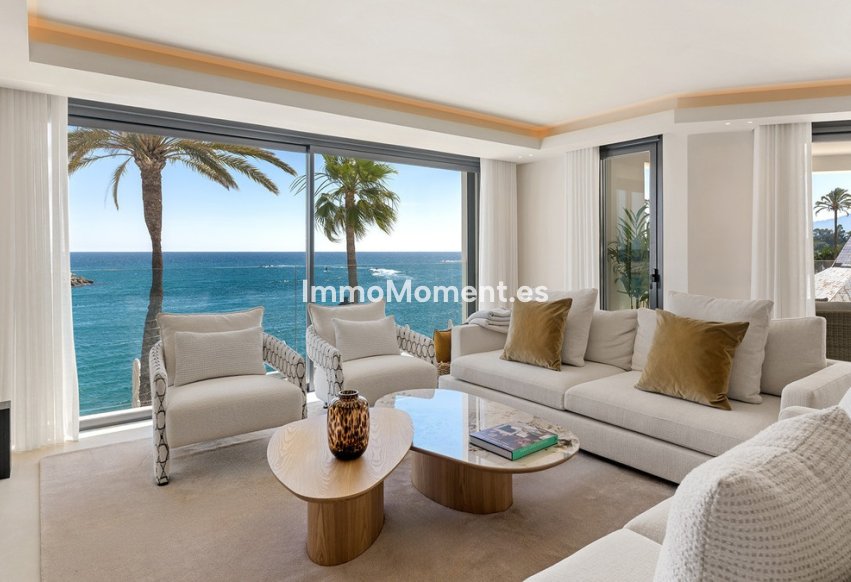 Resale - Apartment - Marbella - Puerto Banús