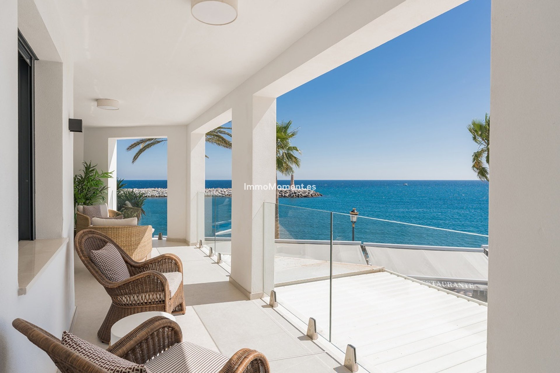 Resale - Apartment - Marbella - Puerto Banús