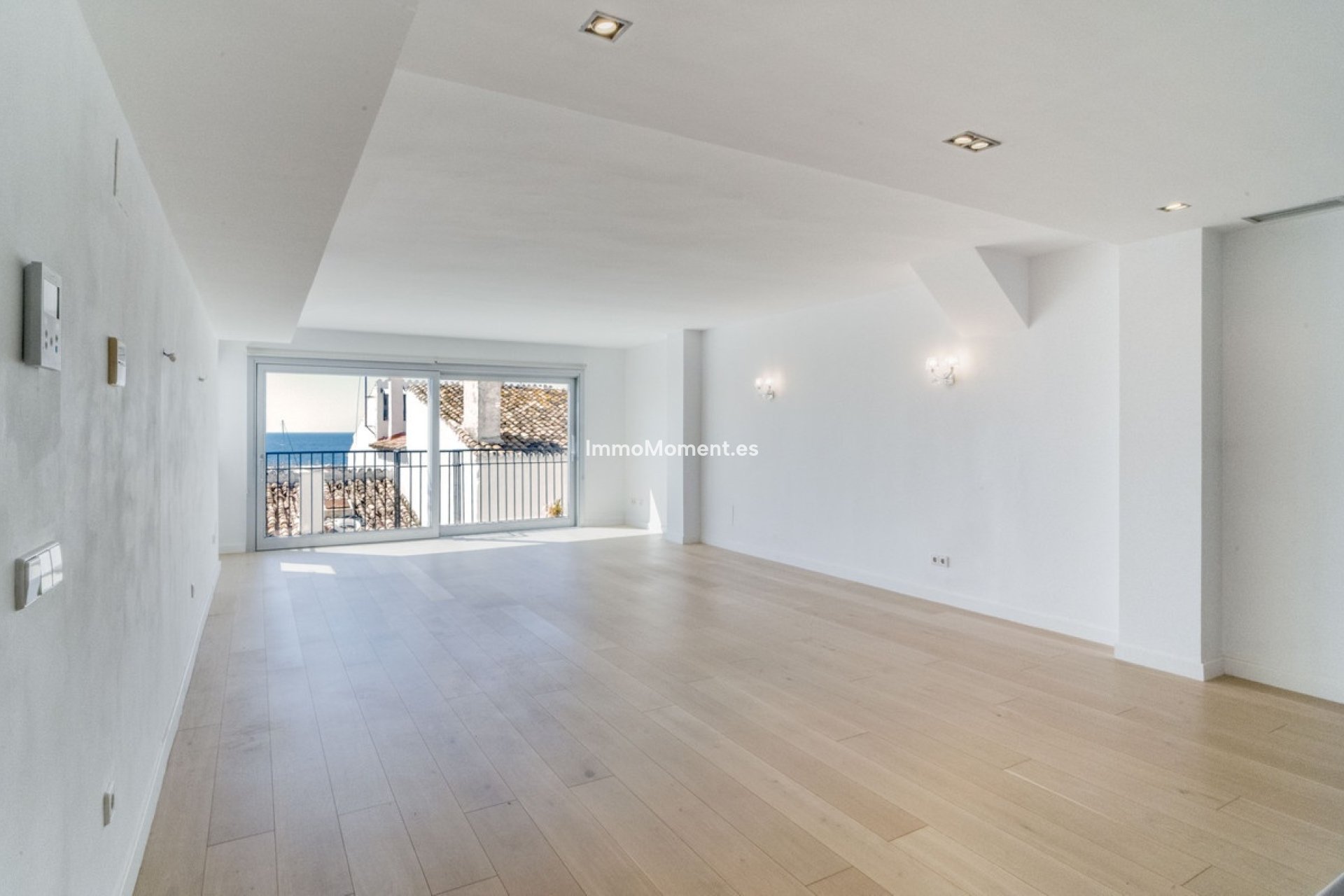 Resale - Apartment - Marbella - Puerto Banús