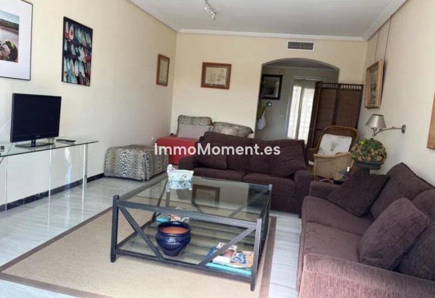 Resale - Apartment - Marbella - Puerto Banús