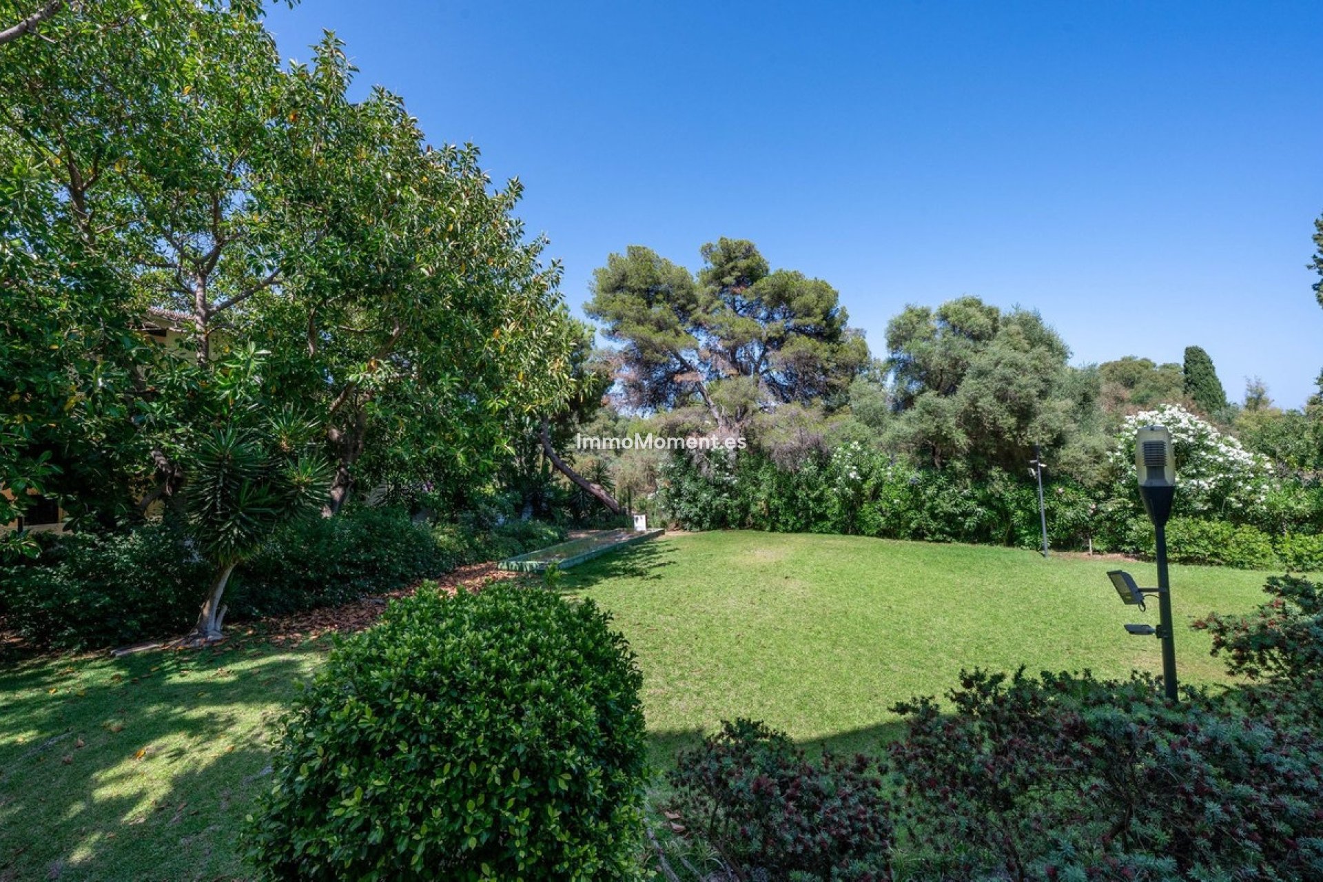 Resale - Apartment - Marbella - Puerto Banús
