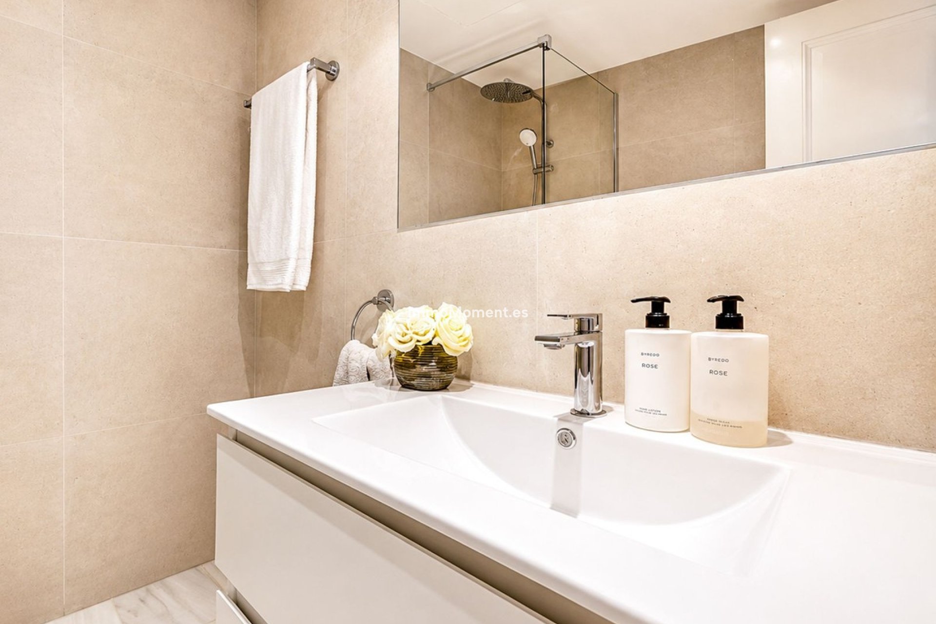 Resale - Apartment - Marbella - Puerto Banús