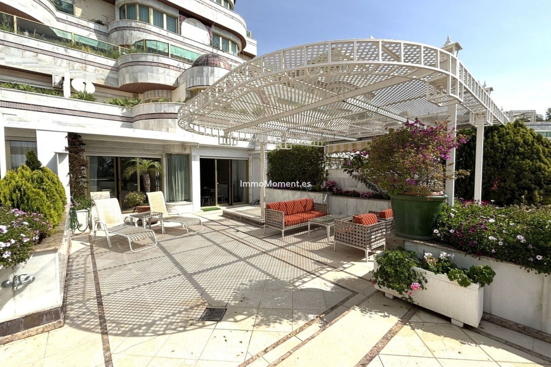 Resale - Apartment - Marbella - Puerto Banús