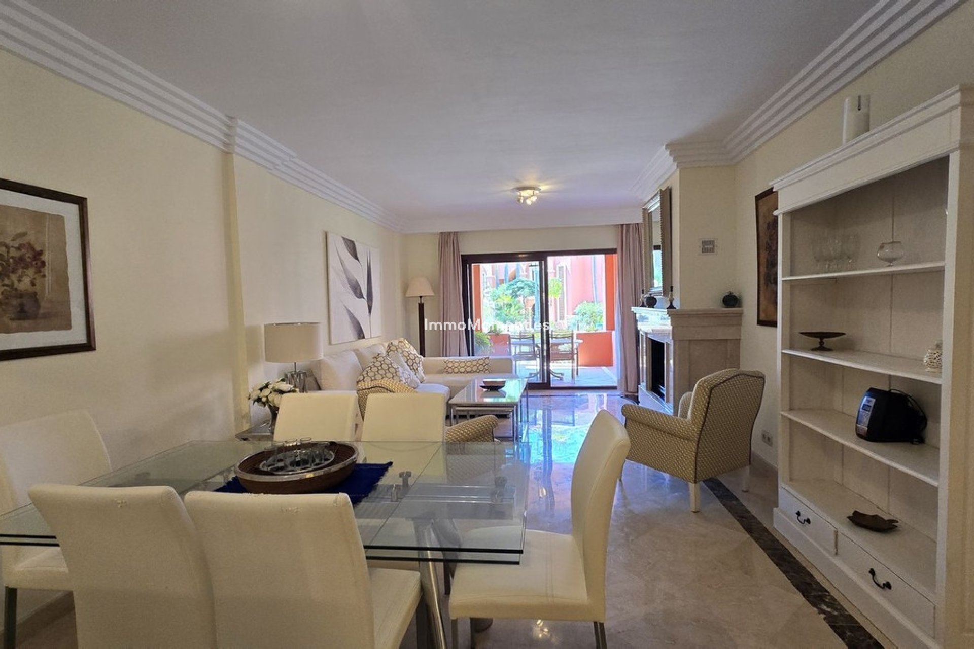 Resale - Apartment - Marbella - Puerto Banús