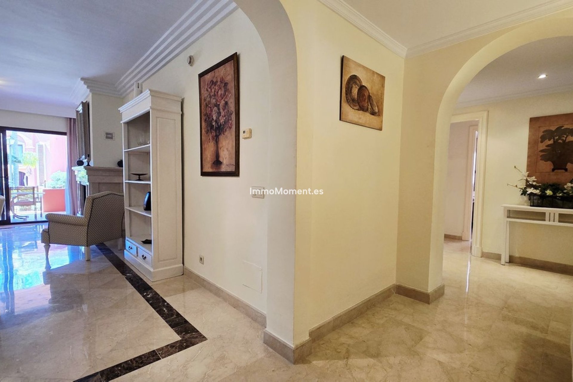 Resale - Apartment - Marbella - Puerto Banús