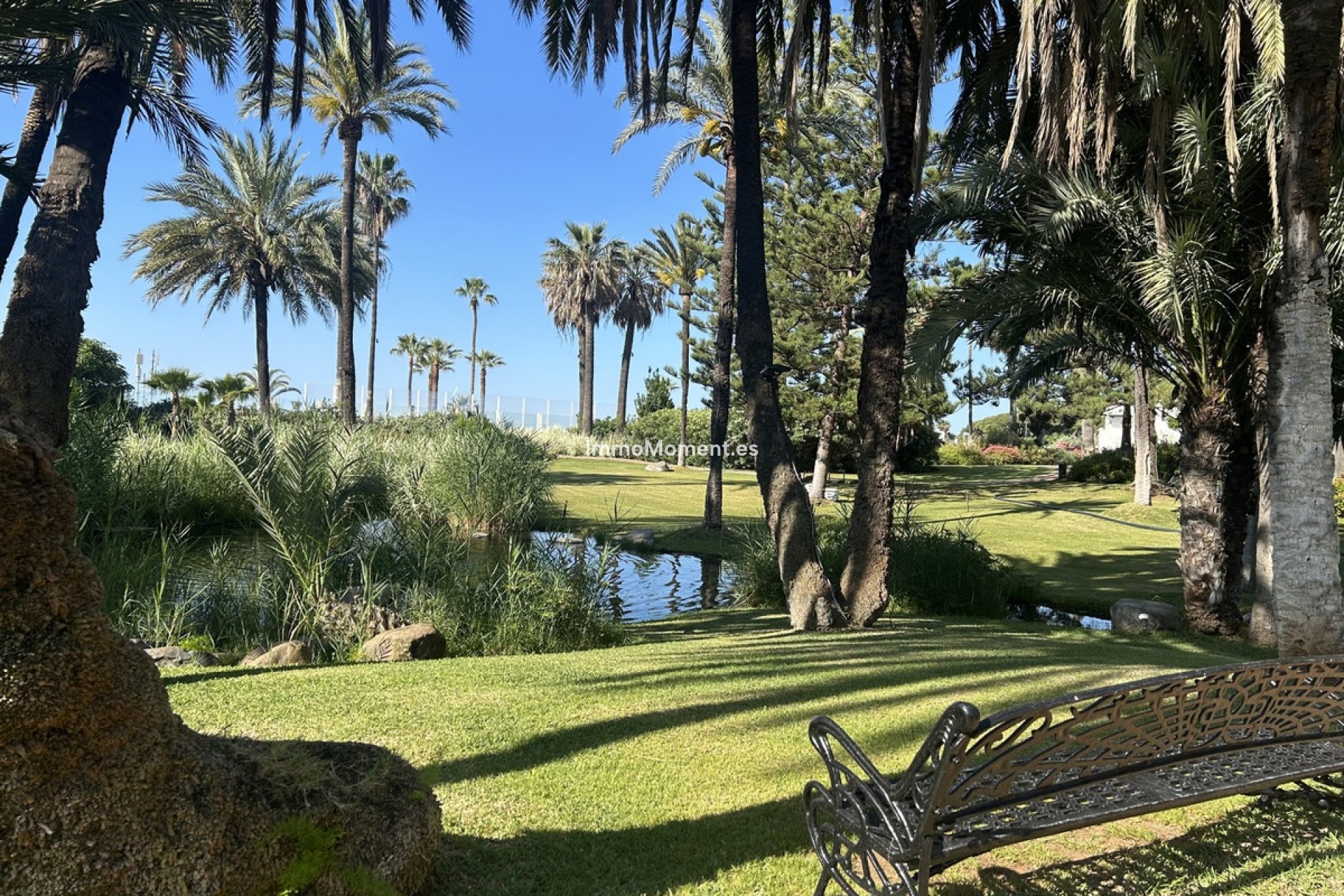 Resale - Apartment - Marbella - Puerto Banús