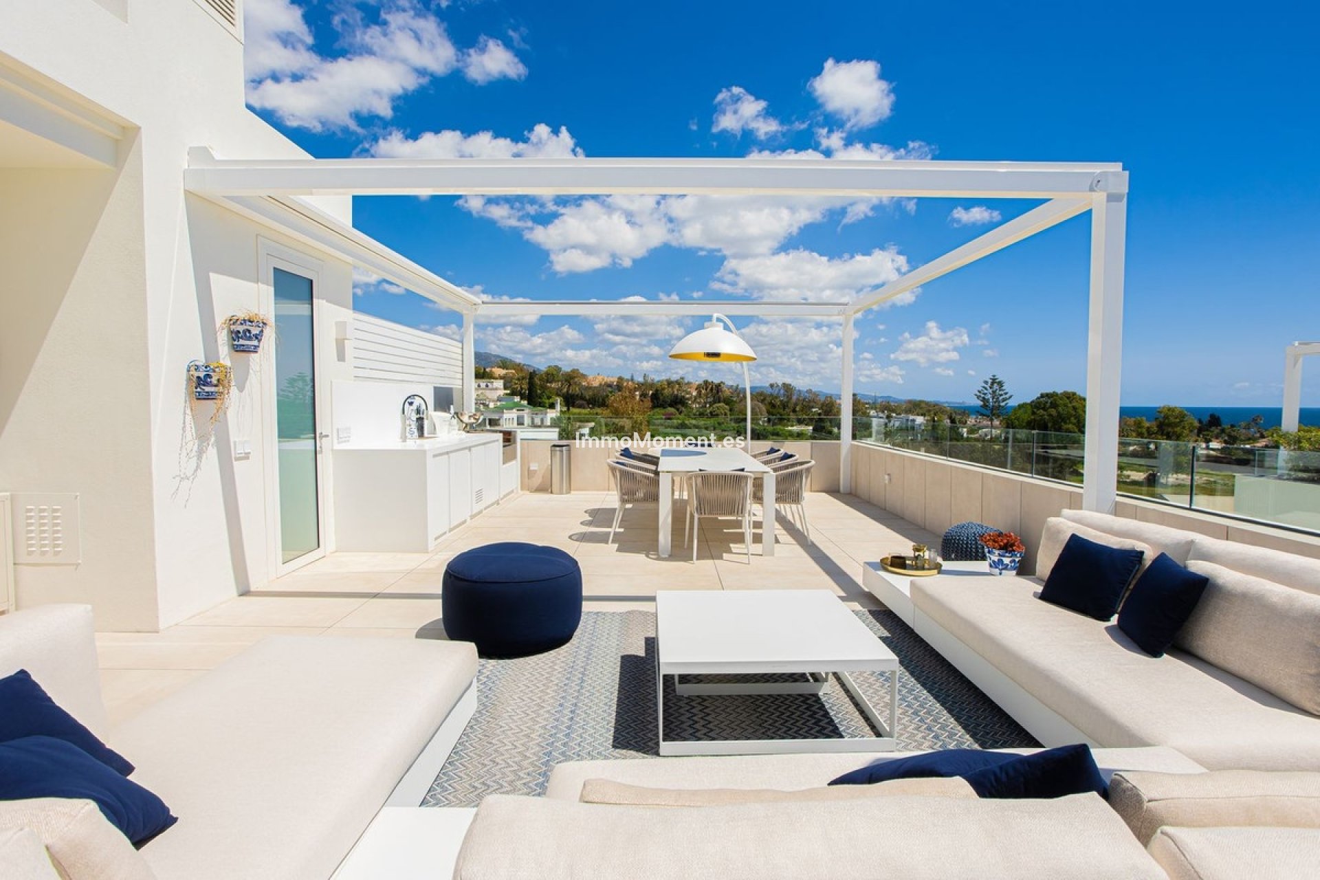 Resale - Apartment - Marbella - Puerto Banús