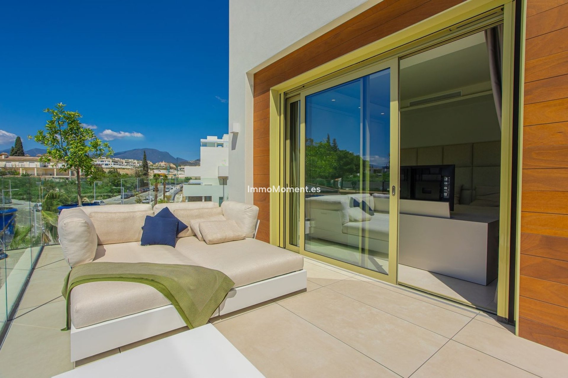 Resale - Apartment - Marbella - Puerto Banús