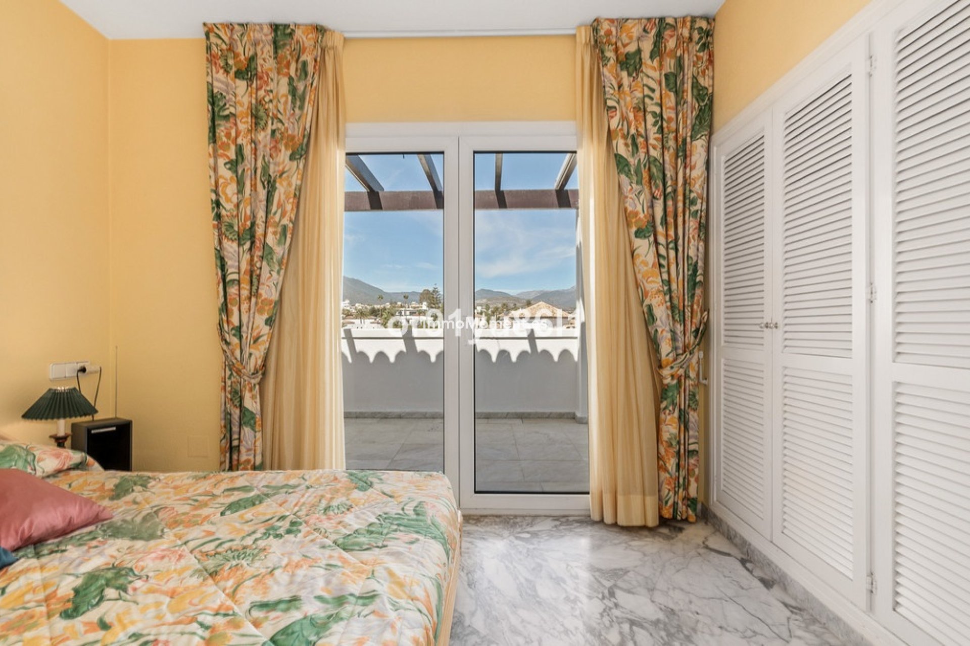 Resale - Apartment - Marbella - Puerto Banús