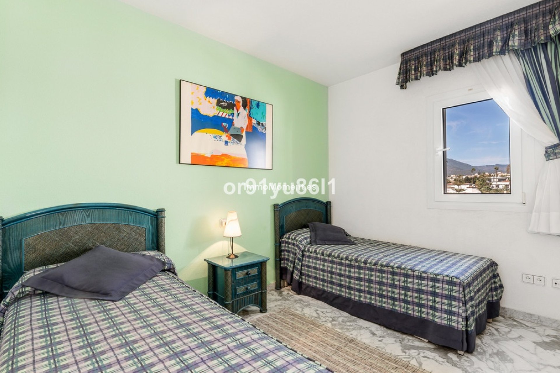 Resale - Apartment - Marbella - Puerto Banús