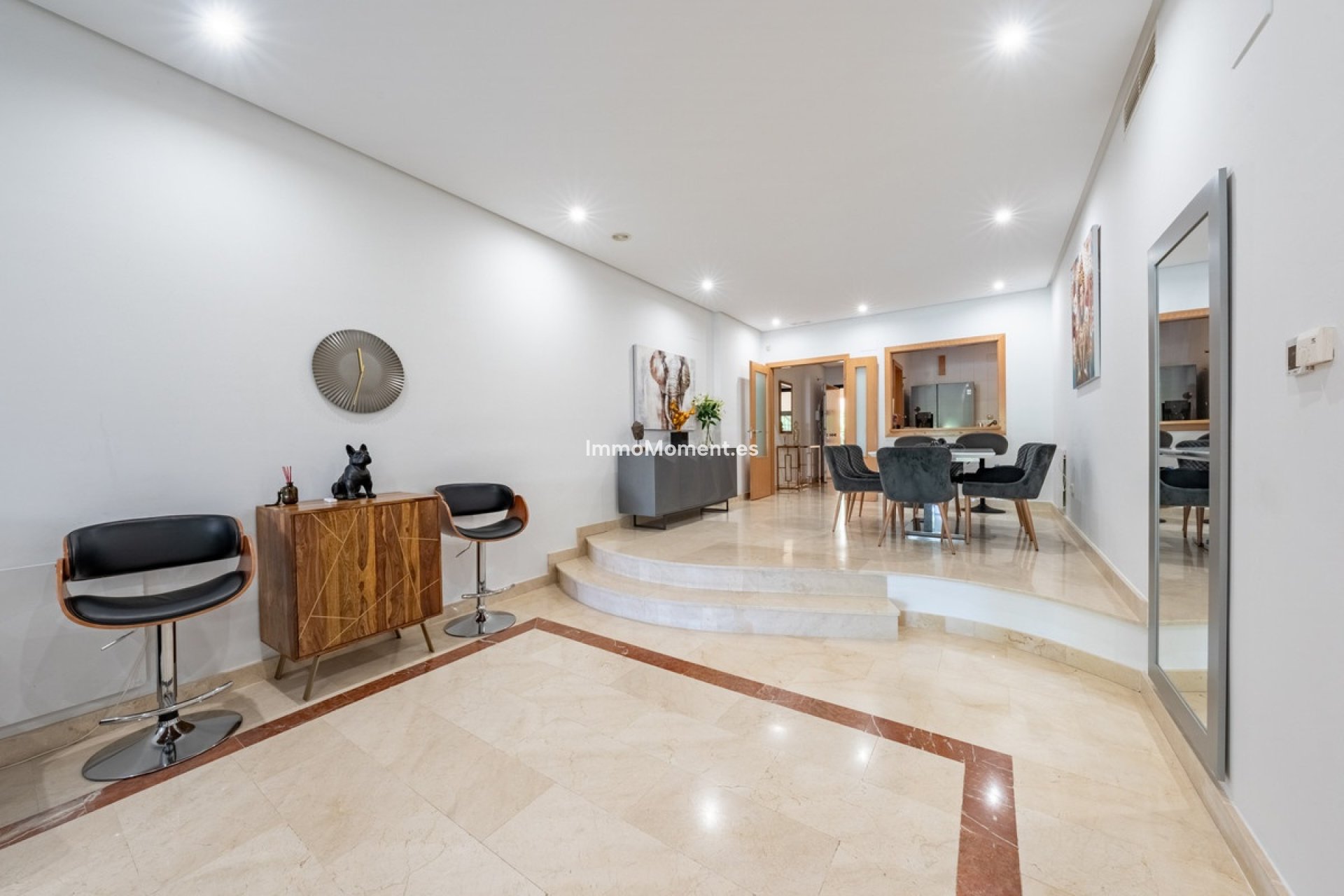 Resale - Apartment - Marbella - Puerto Banús