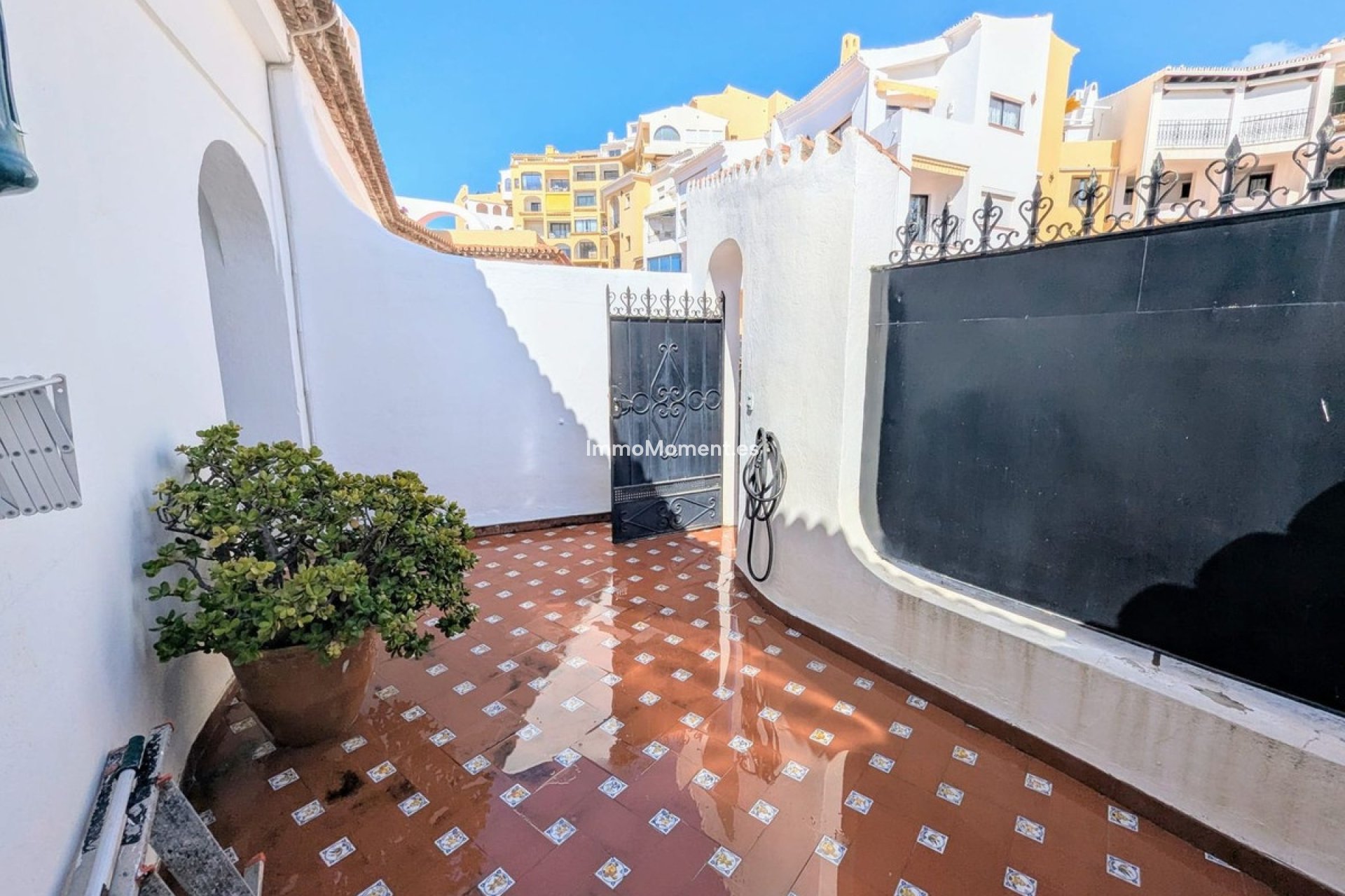 Resale - Apartment - Marbella - Puerto de Cabopino